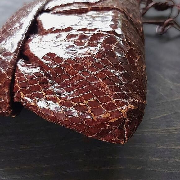 Vtg 1960 whiskey brown snakeskin cord strap shoulder bag - Picture 9 of 10